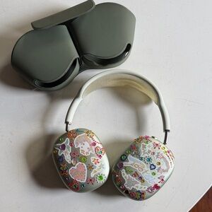 Apple AirPods Max — White Ear Cups with Colorful Sticker Rhinestone Decor